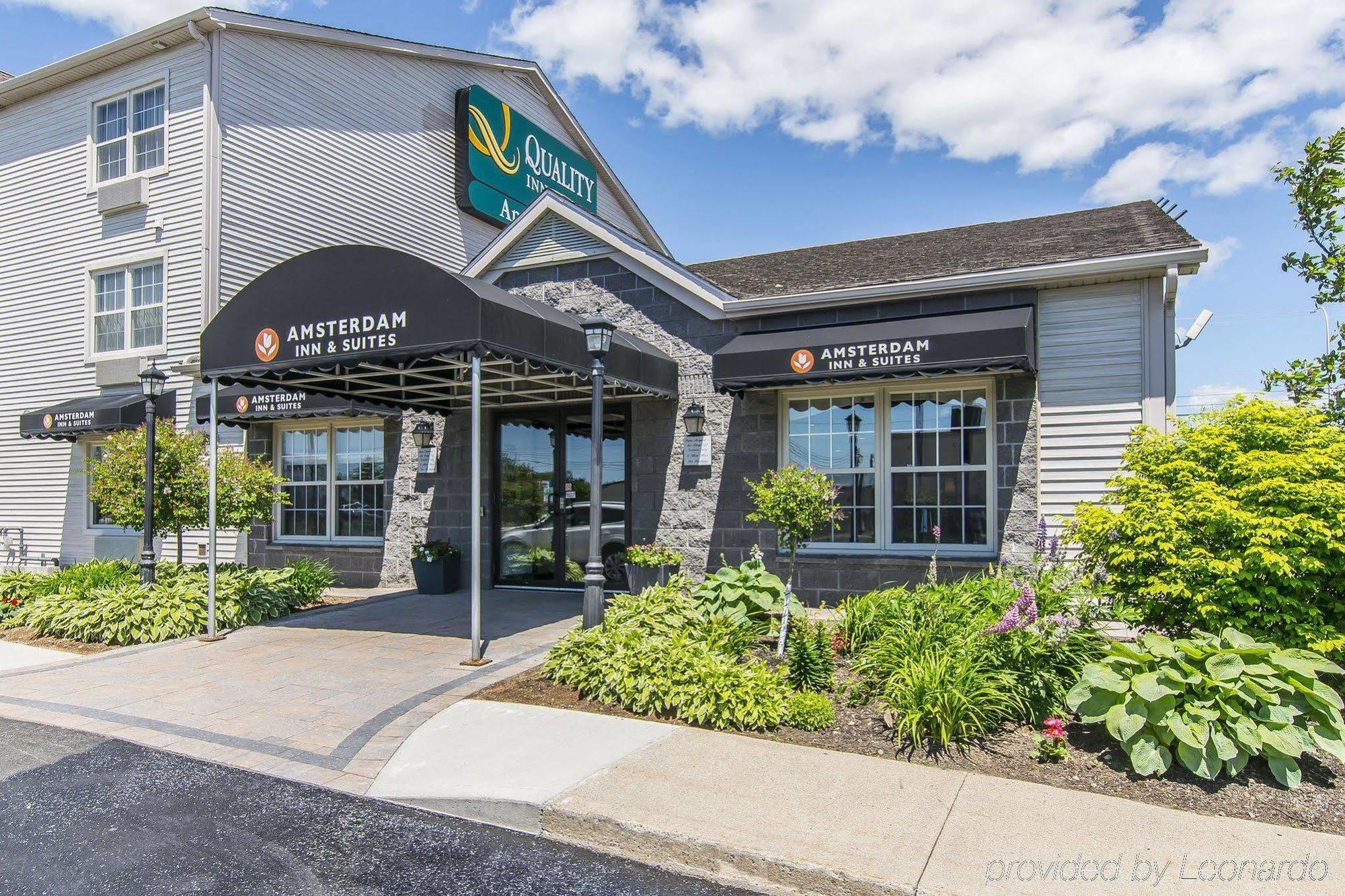 Quality Inn & Suites Amsterdam Fredericton Exterior photo